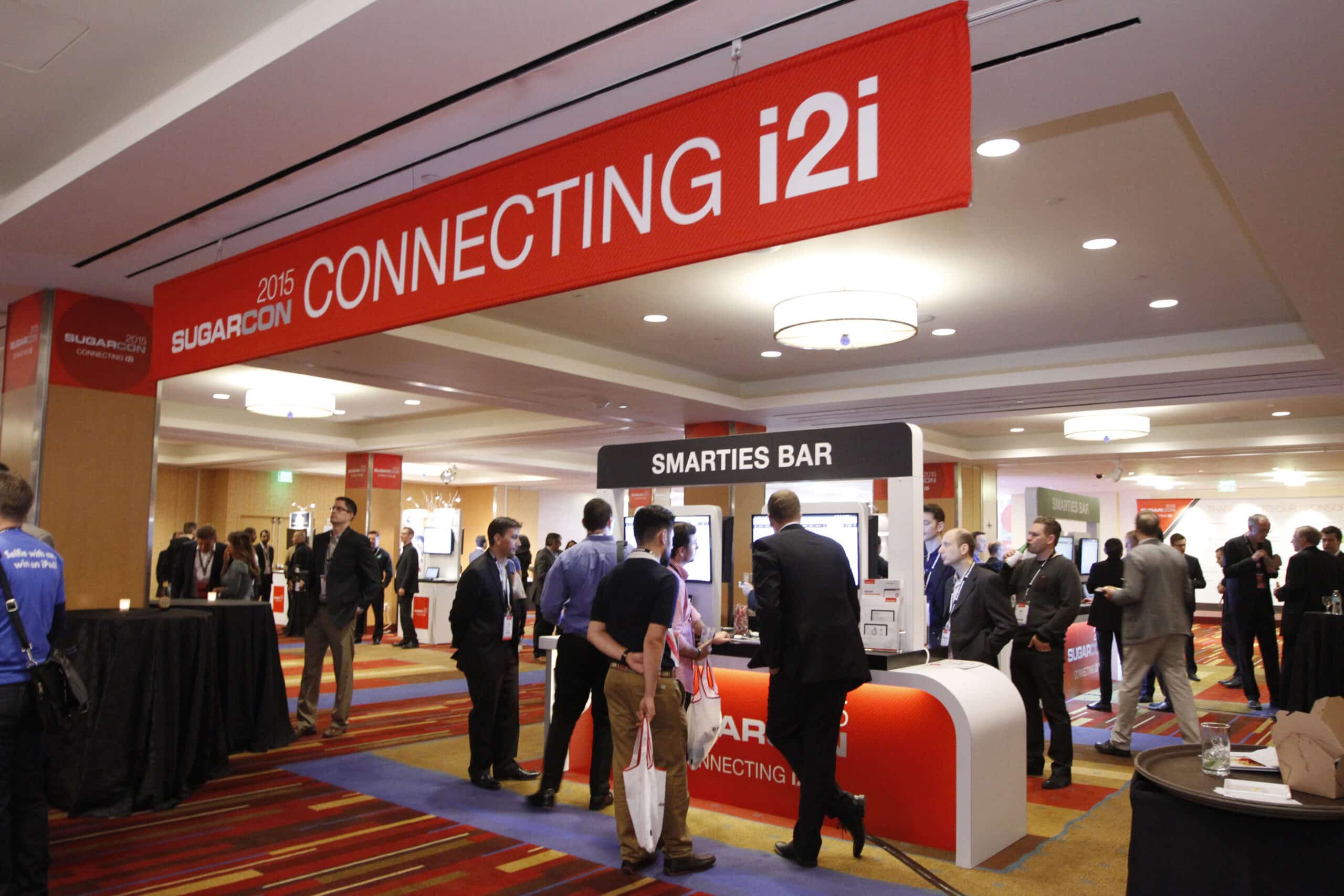 Connecting i2i at Smarties Bar in Sponsor Pavilion